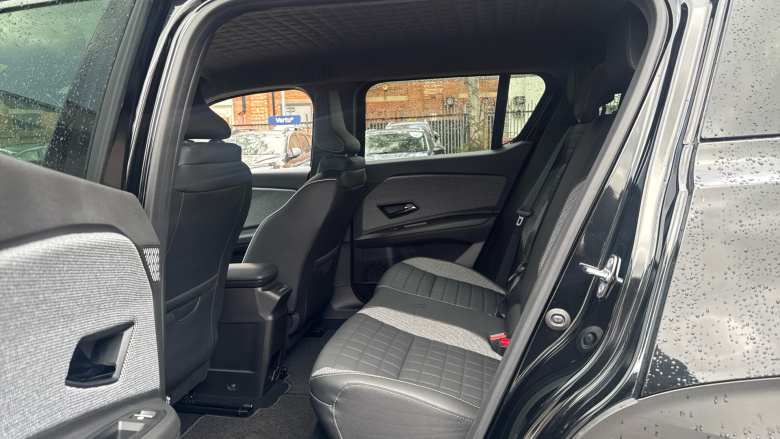 Renault 4 110kW Iconic 52kWh Comfort range 5dr Auto Electric Estate